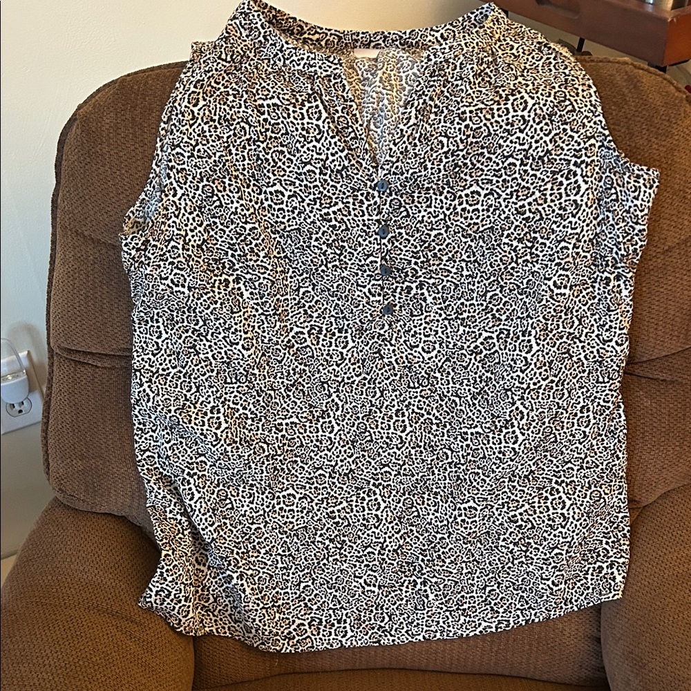 Liz Clairborne sleeveless blouse